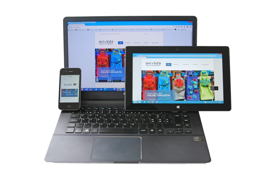 Illustration of a single web app running on multiple devices—desktop, tablet, and smartphone.